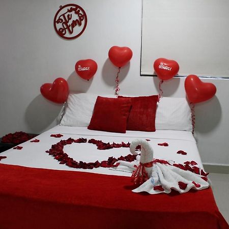 Hotel Bulerias 33 Medellín Dış mekan fotoğraf
