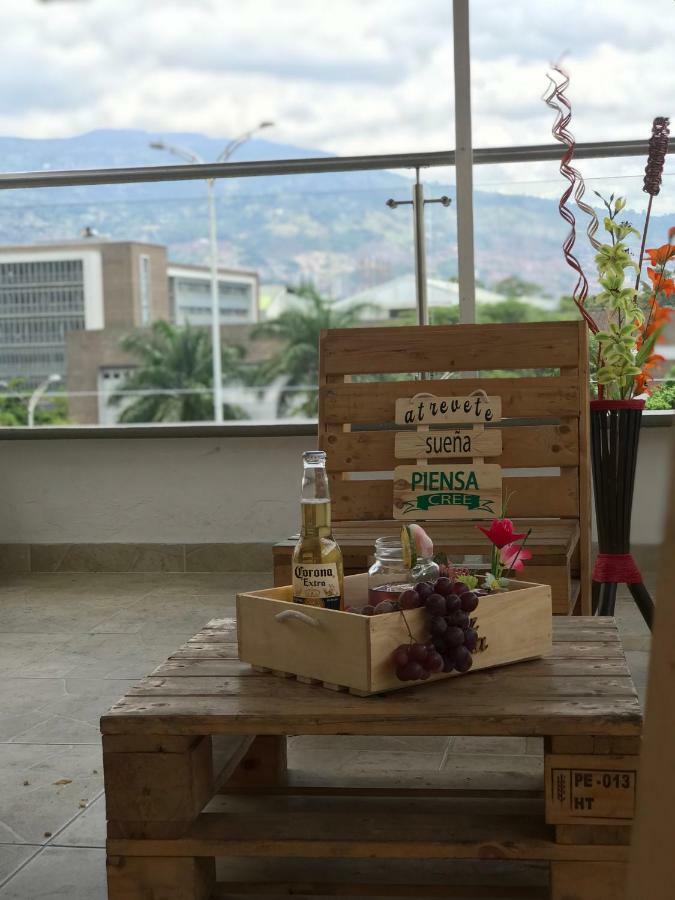 Hotel Bulerias 33 Medellín Dış mekan fotoğraf