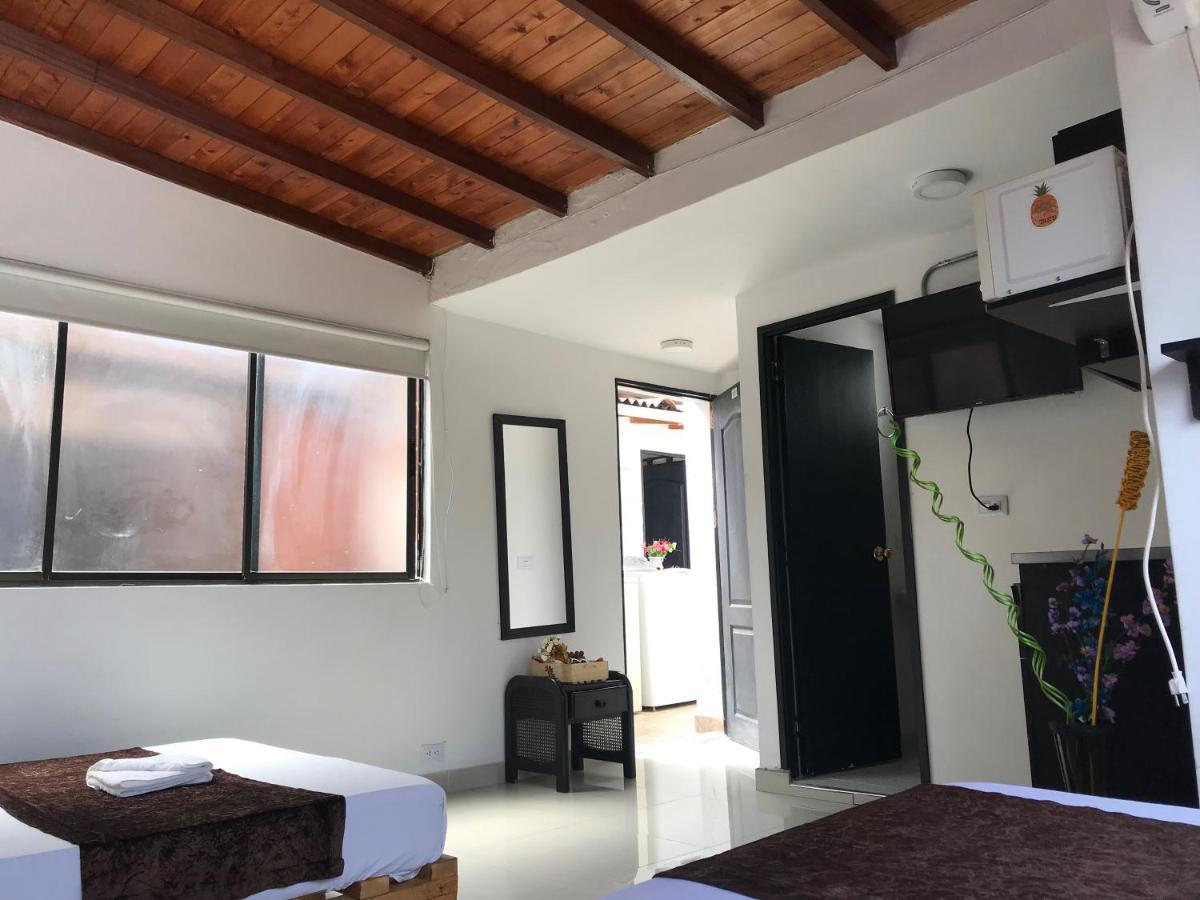 Hotel Bulerias 33 Medellín Dış mekan fotoğraf
