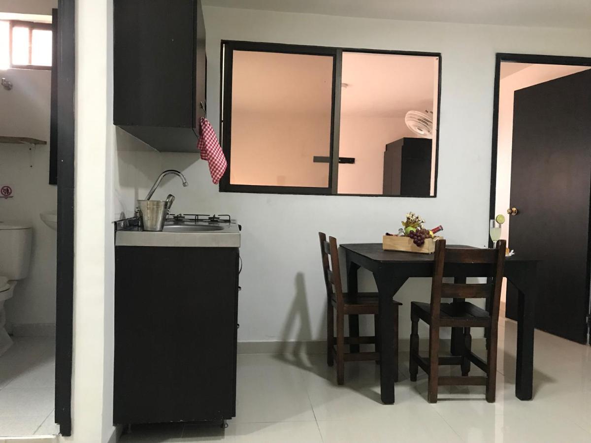 Hotel Bulerias 33 Medellín Dış mekan fotoğraf